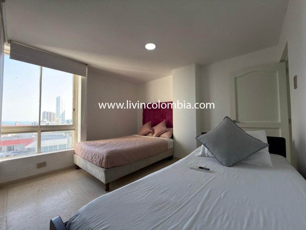 Caribbean Sunrise - Apartamento con salida directa a la playa 1004TC